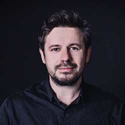 Олег Шестаков